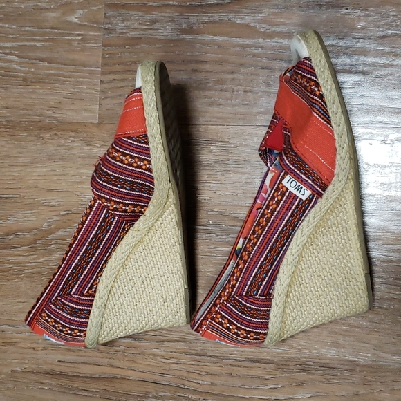 (6.5W) Toms Classic Canvas Peep Toe Wedge Colorful Bohemian Vacation Beach - Picture 11 of 12